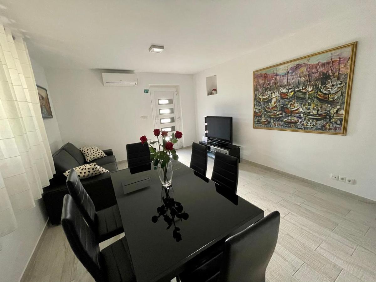 Apartment Paulina Trogir Exterior foto